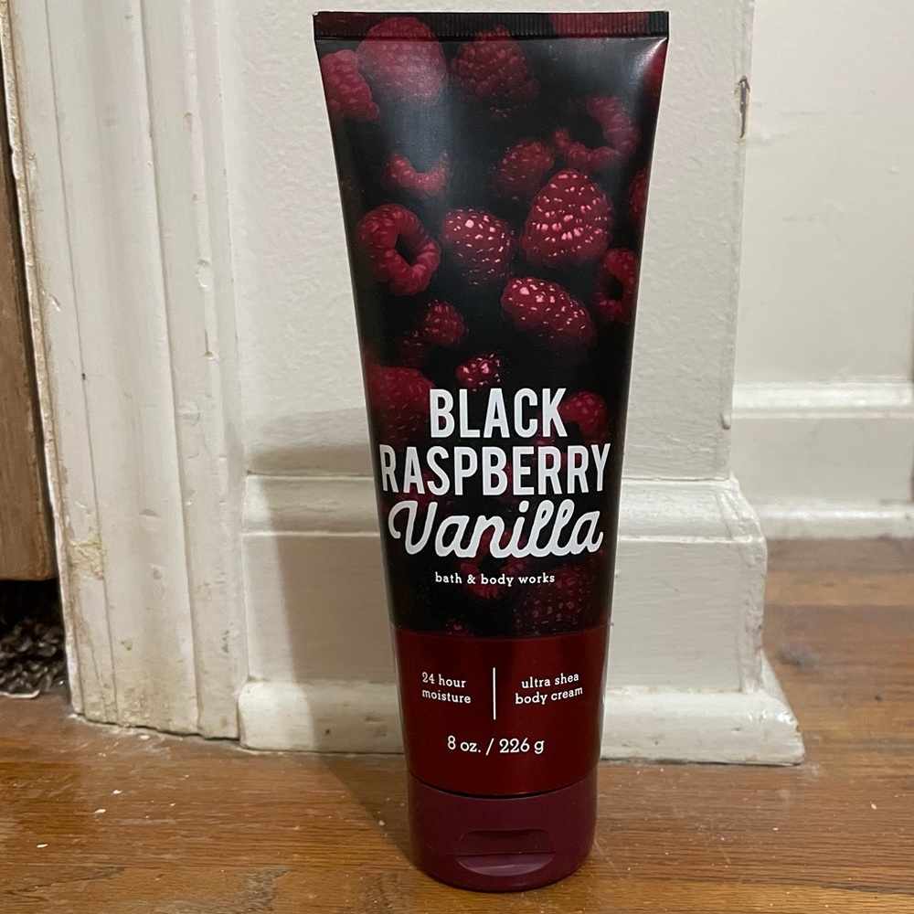 Black Raspberry Vanilla lotion